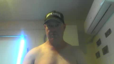 Snapshot of kiwiguy19773 chatting on December 2024 06:25:02 AM kiwiguy19773 online show from December 2024 06:25:02 AM