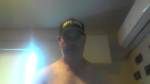 Snapshot of kiwiguy19773 chatting on January 2025 04:16:02 AM kiwiguy19773 online show from January 2025 04:16:02 AM