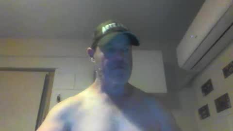 Snapshot of kiwiguy19773 chatting on January 2025 08:51:01 AM kiwiguy19773 online show from January 2025 08:51:01 AM