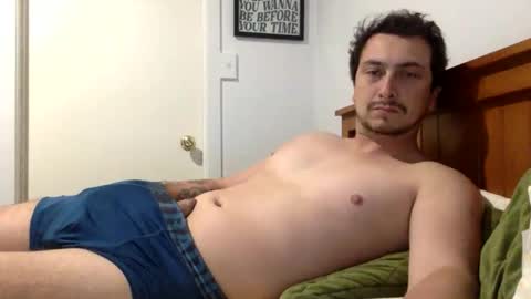 Snapshot of kiwiluke69 chatting on October 2025 12:22:01 AM kiwiluke69 online show from October 2025 12:22:01 AM