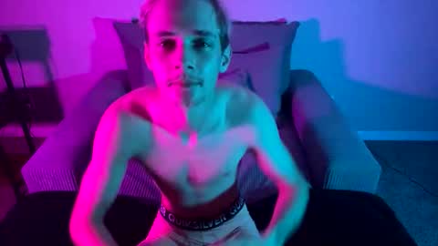 kkyle57 online show from December 2025 06:32:02 AM