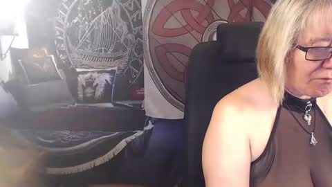 Snapshot of kleiner_teufel chatting on March 2025 08:02:01 AM Michelle online show from March 2025 08:02:01 AM