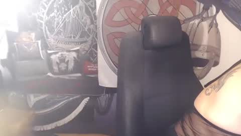 Snapshot of kleiner_teufel chatting on November 2025 07:15:02 PM Michelle online show from November 2025 07:15:02 PM