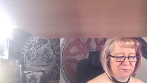 Snapshot of kleiner_teufel chatting on December 2025 08:12:01 AM Michelle online show from December 2025 08:12:01 AM