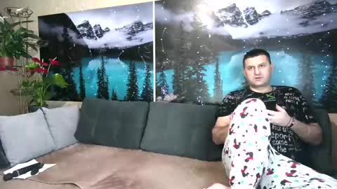 Kleosnow online show from February 2025 08:42:02 AM