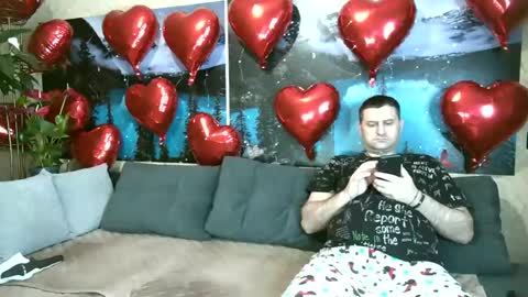 Kleosnow online show from February 2025 09:38:01 AM