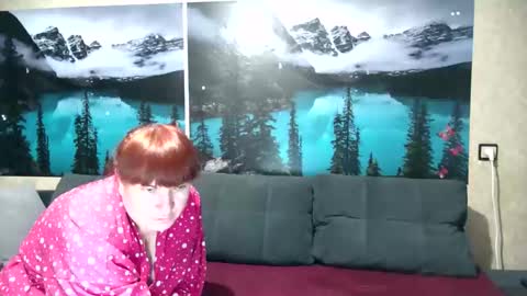 Kleosnow online show from November 2025 09:09:02 AM