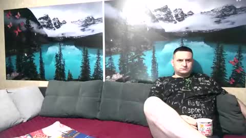 Kleosnow online show from December 2025 09:14:01 AM