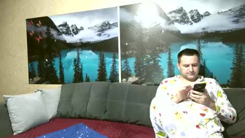 Kleosnow online show from May 2026 09:06:01 AM