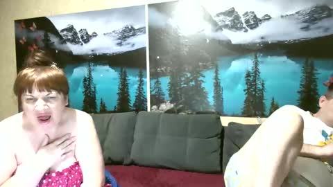 Kleosnow online show from May 2026 09:20:02 PM