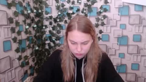 klerkarina online show from December 2024 09:39:02 AM