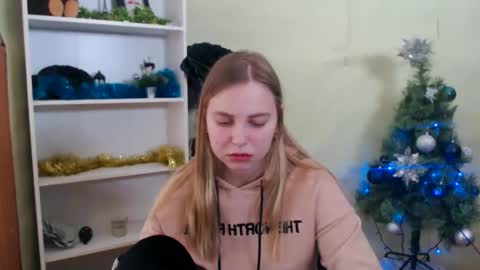 klerkarina online show from December 2024 09:17:02 AM