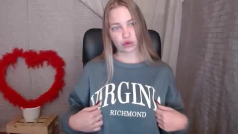 klerkarina online show from October 2025 05:37:01 AM