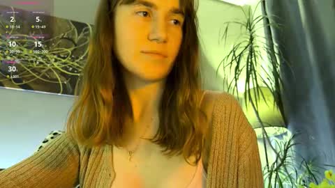 Snapshot of kleya___ chatting on December 2025 09:25:01 AM Kleya online show from December 2025 09:25:01 AM