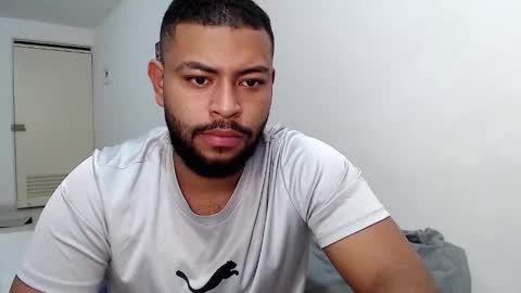 kleyton online show from December 2025 07:44:01 PM