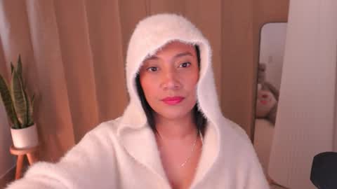 Snapshot of klhoe_gomez_ chatting on October 2025 01:56:01 PM klhoe_gomez_ online show from October 2025 01:56:01 PM