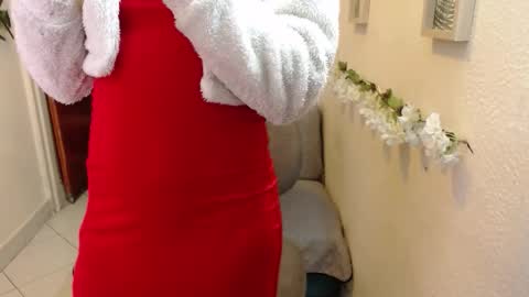 Snapshot of kloe_deker chatting on December 2025 01:48:01 PM Kloe deker online show from December 2025 01:48:01 PM