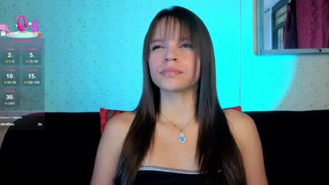 Snapshot of kloe_skinny23_aws chatting on June 2026 04:10:01 PM Im Khloe online show from June 2026 04:10:01 PM