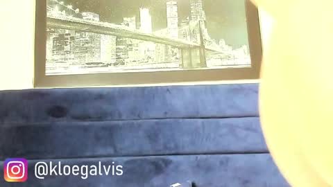 KLOE online show from September 2025 02:04:01 AM