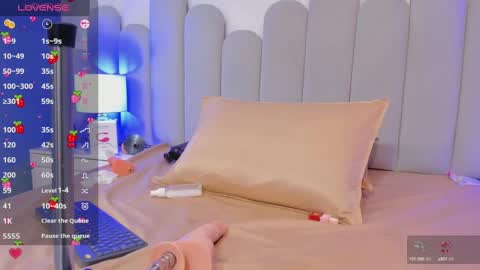 Kloe  Valkova online show from March 2025 12:42:02 AM