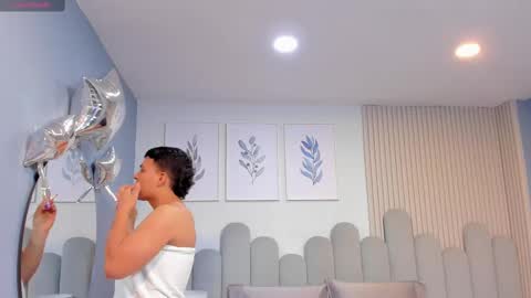 Kloe  Valkova online show from March 2025 11:25:02 AM