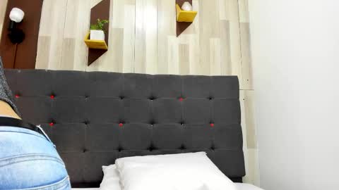 Snapshot of kloeh_star chatting on October 2025 08:09:02 PM Kloeh online show from October 2025 08:09:02 PM