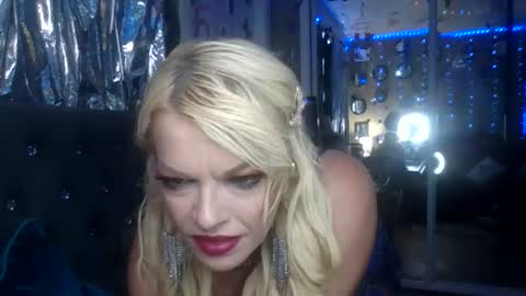 Snapshot of kloiecarter1 chatting on July 2026 11:04:02 PM Kloie Kitty online show from July 2026 11:04:02 PM