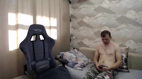 Snapshot of knight_5 chatting on October 2025 06:50:02 AM Carter. online show from October 2025 06:50:02 AM