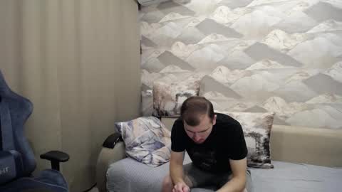 Snapshot of knight_5 chatting on November 2025 04:18:02 AM Carter. online show from November 2025 04:18:02 AM