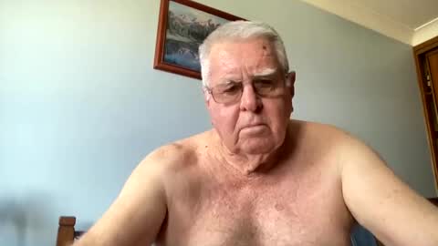 Snapshot of knights2001 chatting on January 2025 05:09:01 AM Aussiedude online show from January 2025 05:09:01 AM