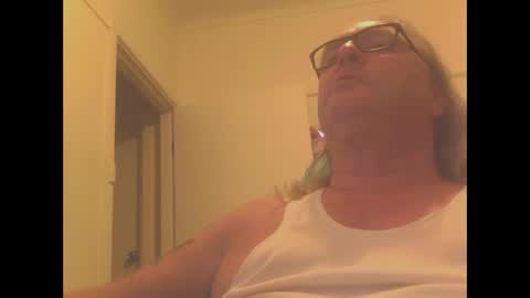 Snapshot of knobout chatting on December 2024 09:06:01 AM knobout online show from December 2024 09:06:01 AM