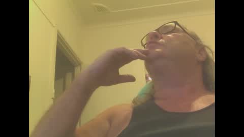 Snapshot of knobout chatting on December 2024 10:55:02 AM knobout online show from December 2024 10:55:02 AM