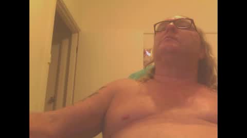 Snapshot of knobout chatting on January 2025 01:05:02 PM knobout online show from January 2025 01:05:02 PM