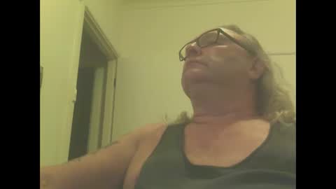 Snapshot of knobout chatting on January 2025 01:13:01 PM knobout online show from January 2025 01:13:01 PM