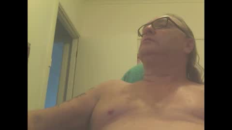 Snapshot of knobout chatting on March 2025 05:43:02 AM knobout online show from March 2025 05:43:02 AM