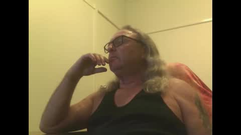 Snapshot of knobout chatting on March 2026 12:44:02 PM knobout online show from March 2026 12:44:02 PM