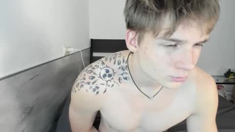 Adam online show from October 2025 02:26:02 AM