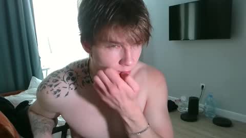 Snapshot of knotsiemens chatting on February 2026 11:28:02 AM Adam online show from February 2026 11:28:02 AM