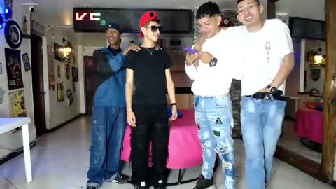 Snapshot of kobayaske chatting on September 2025 04:44:02 PM kobayaske online show from September 2025 04:44:02 PM