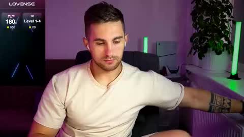 Sweet boy online show from October 2025 08:33:02 AM