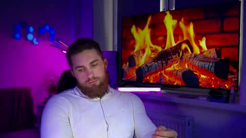 Snapshot of kochka25 chatting on February 2026 08:43:01 AM Sweet boy online show from February 2026 08:43:01 AM