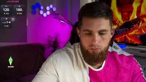 Snapshot of kochka25 chatting on March 2026 11:13:01 AM Sweet boy online show from March 2026 11:13:01 AM