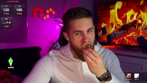 Snapshot of kochka25 chatting on March 2026 07:13:02 PM Sweet boy online show from March 2026 07:13:02 PM