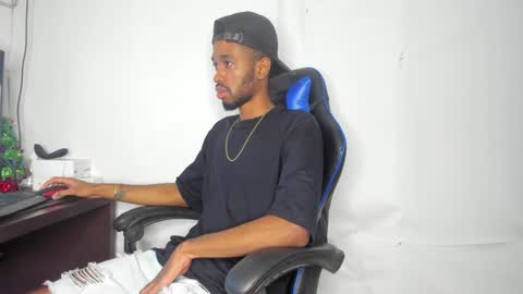 kofi online show from December 2024 01:31:02 AM