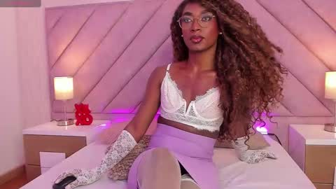 Snapshot of kollinn_ chatting on February 2025 01:08:02 PM Kollin online show from February 2025 01:08:02 PM