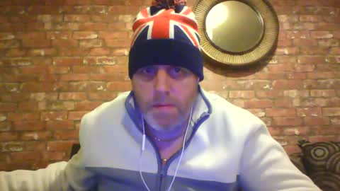 Snapshot of kona_blast chatting on January 2025 02:46:01 PM Neil online show from January 2025 02:46:01 PM
