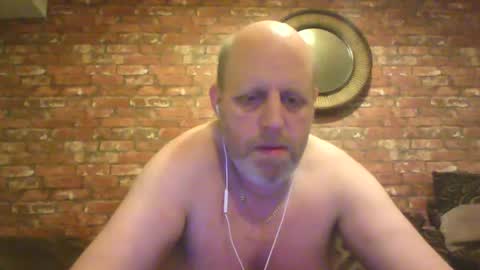 Snapshot of kona_blast chatting on January 2025 12:00:01 PM Neil online show from January 2025 12:00:01 PM
