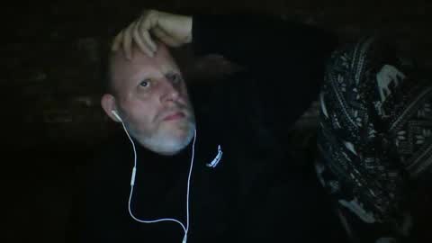 Snapshot of kona_blast chatting on January 2025 10:21:01 PM Neil online show from January 2025 10:21:01 PM