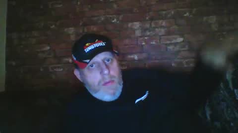 Snapshot of kona_blast chatting on February 2025 08:30:01 PM Neil online show from February 2025 08:30:01 PM