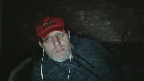 Snapshot of kona_blast chatting on February 2025 04:50:02 PM Neil online show from February 2025 04:50:02 PM